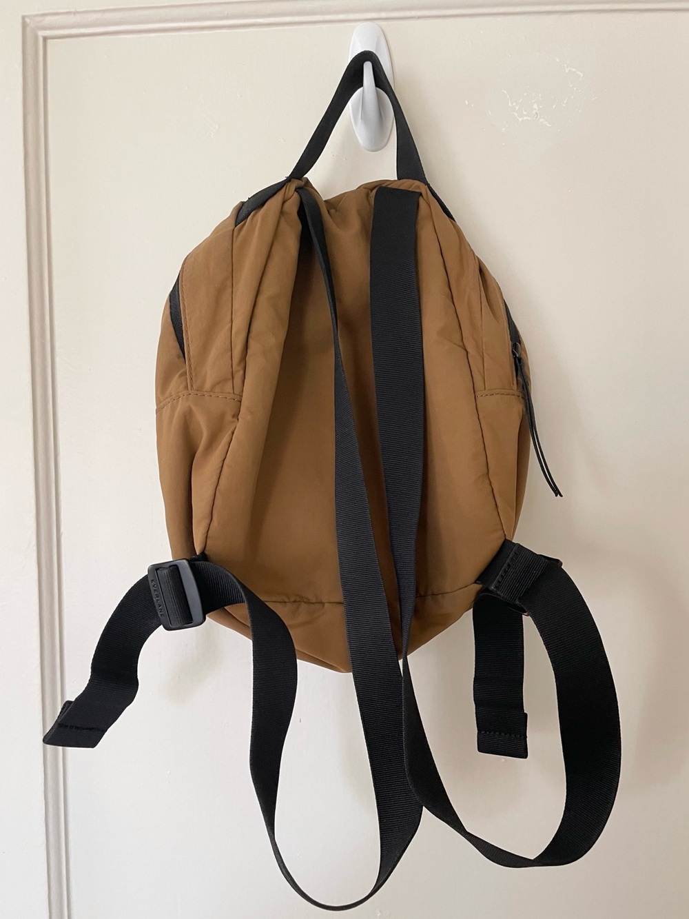 Everlane Mini Backpack - Picture 2 of 3